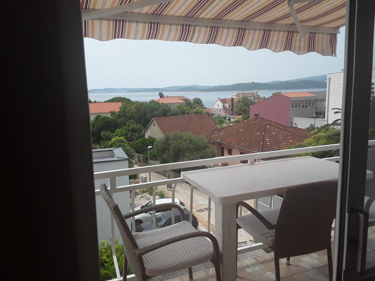 Apartmani Fani 2 Min Walking From Sea Orebić Exteriör bild
