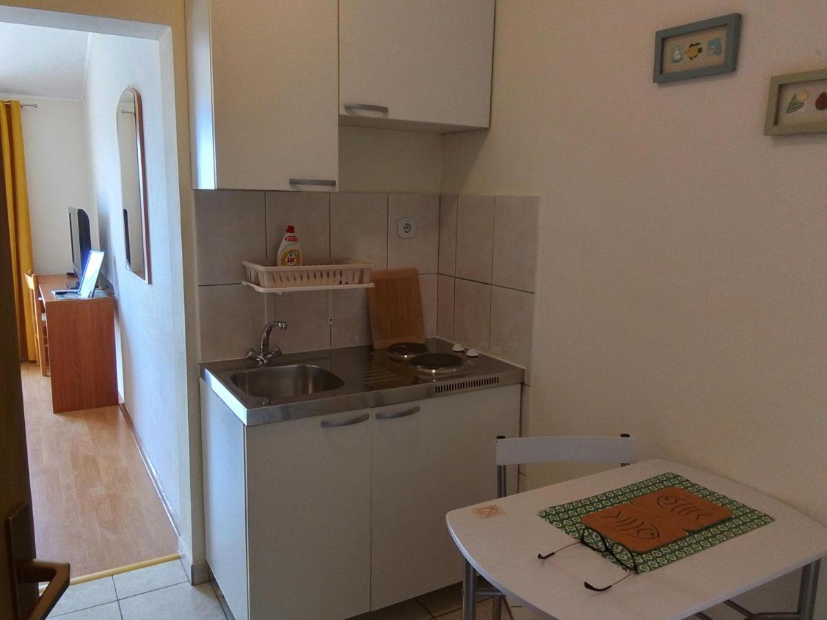 Apartmani Fani 2 Min Walking From Sea Orebić Exteriör bild