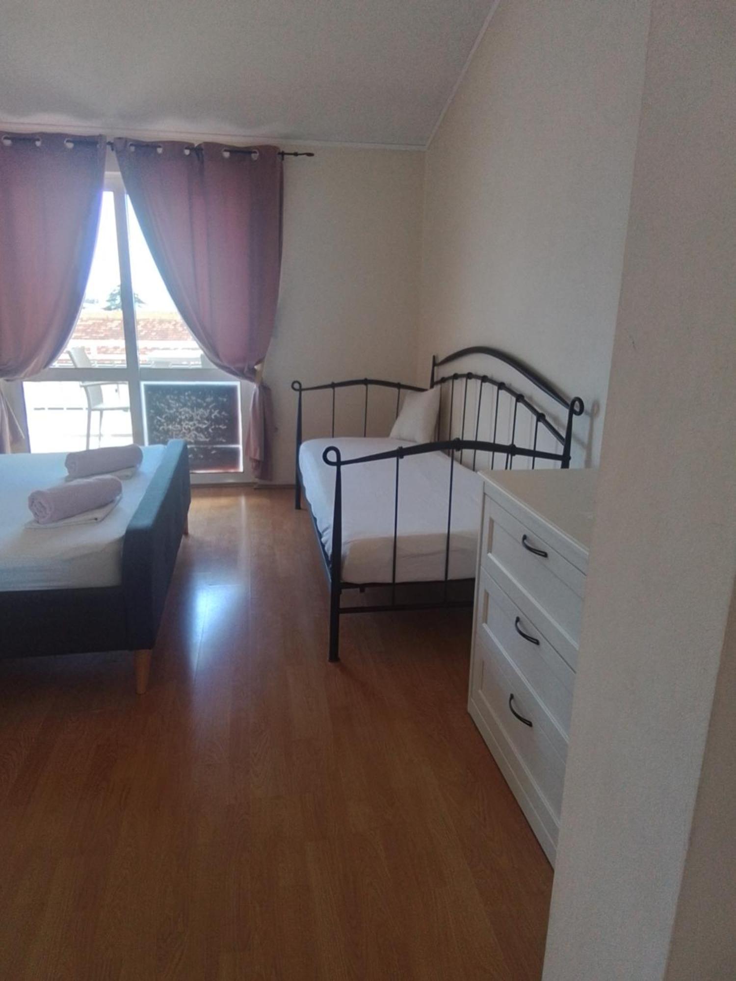 Apartmani Fani 2 Min Walking From Sea Orebić Exteriör bild