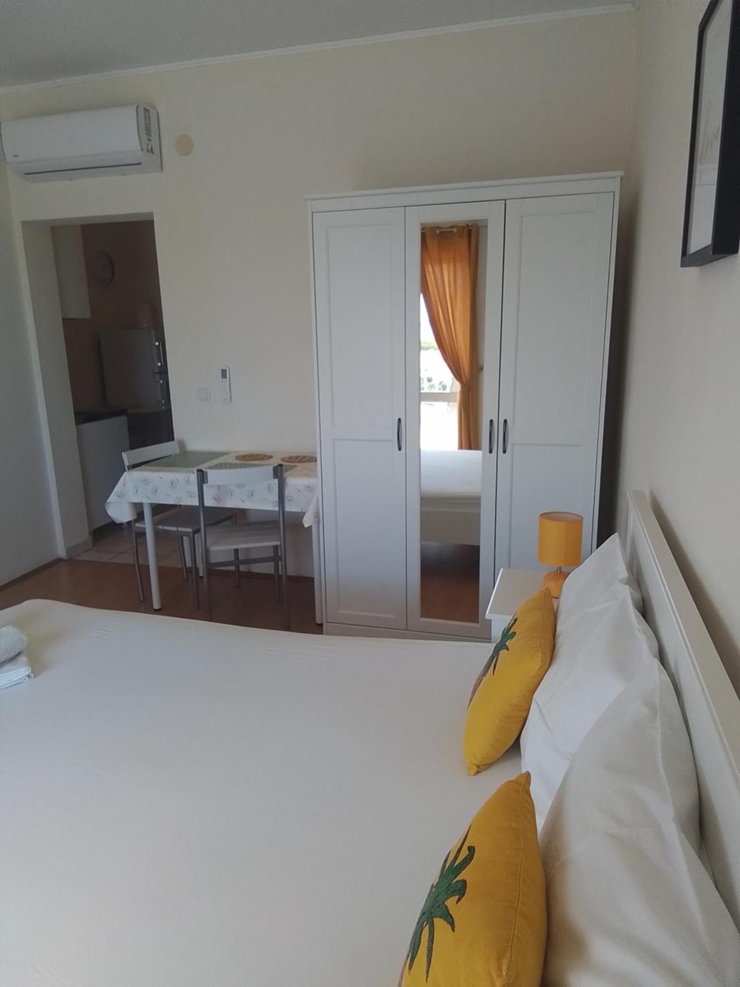 Apartmani Fani 2 Min Walking From Sea Orebić Exteriör bild