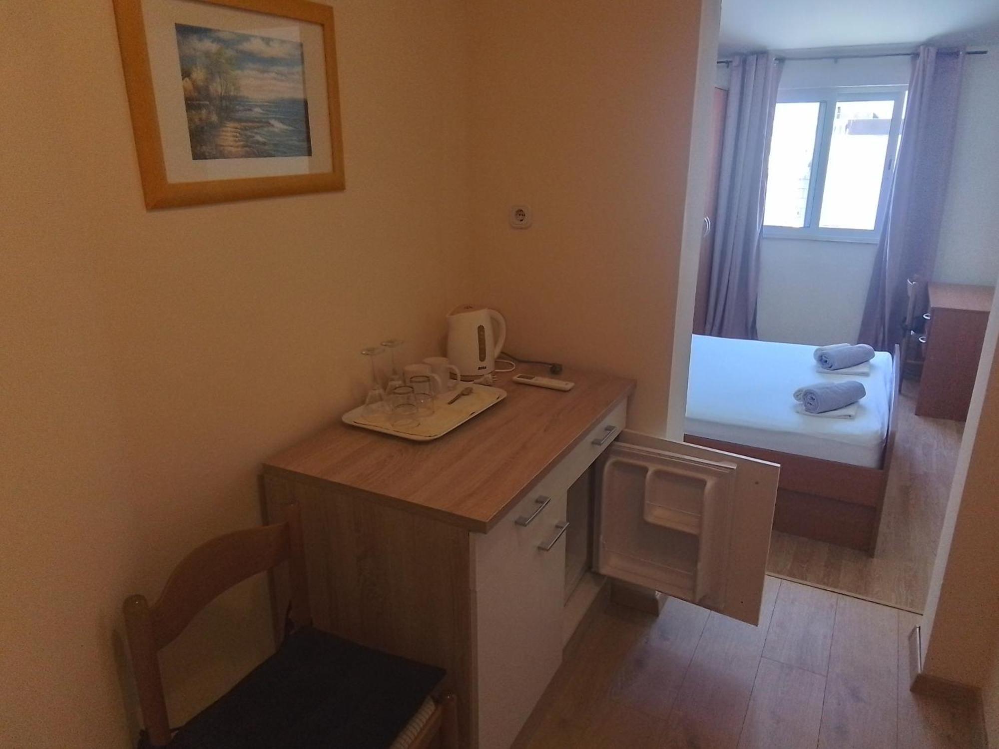 Apartmani Fani 2 Min Walking From Sea Orebić Exteriör bild