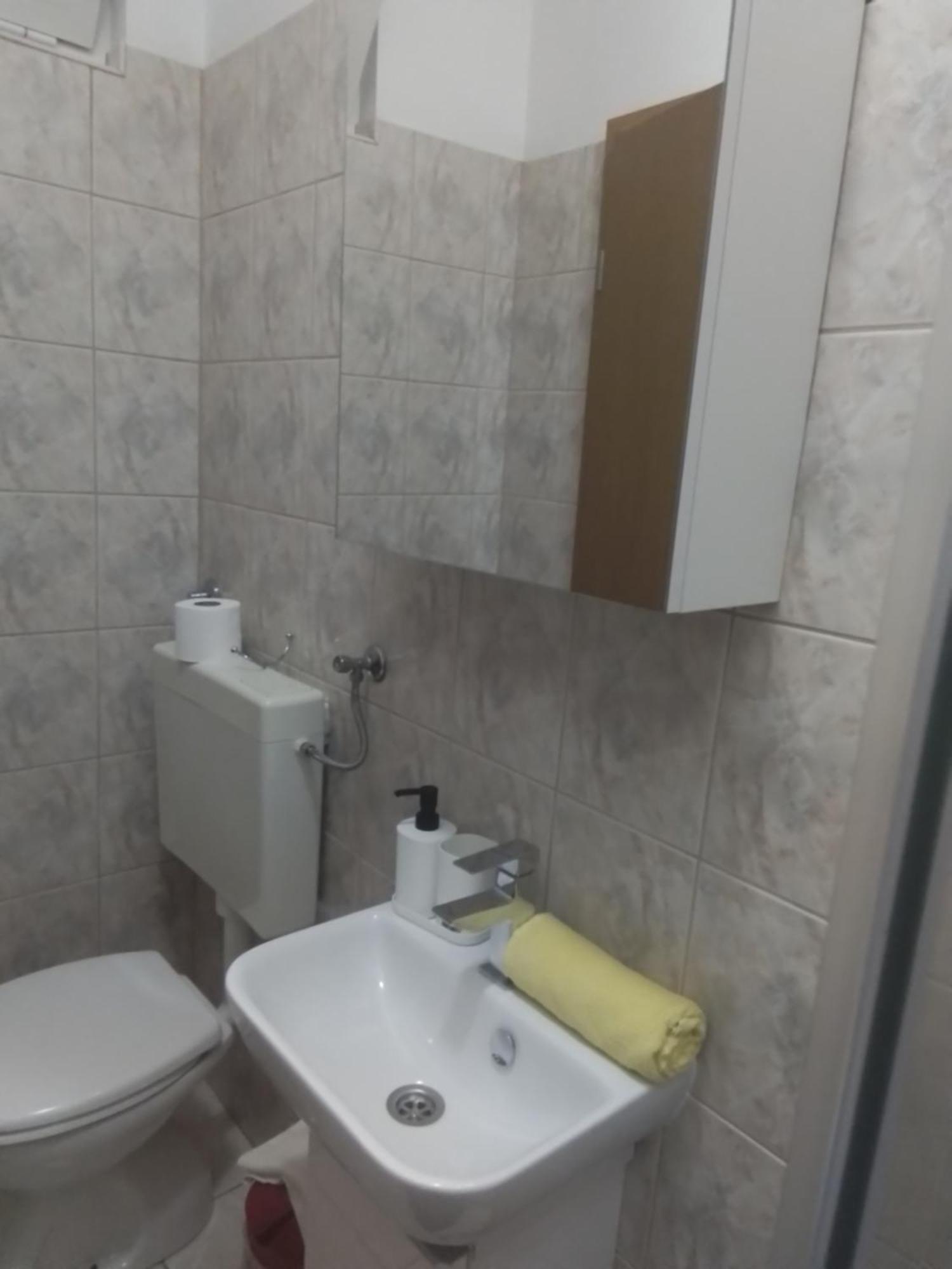 Apartmani Fani 2 Min Walking From Sea Orebić Exteriör bild