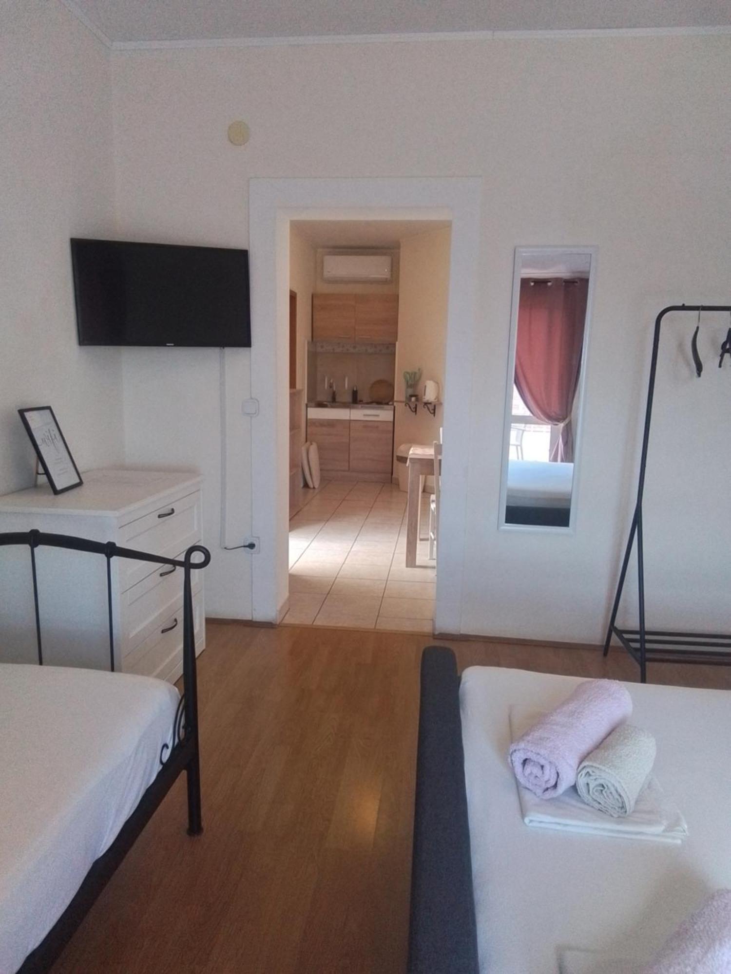 Apartmani Fani 2 Min Walking From Sea Orebić Exteriör bild